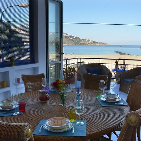Terrazza Sul Mare Apartamento Giardini Naxos Exterior foto