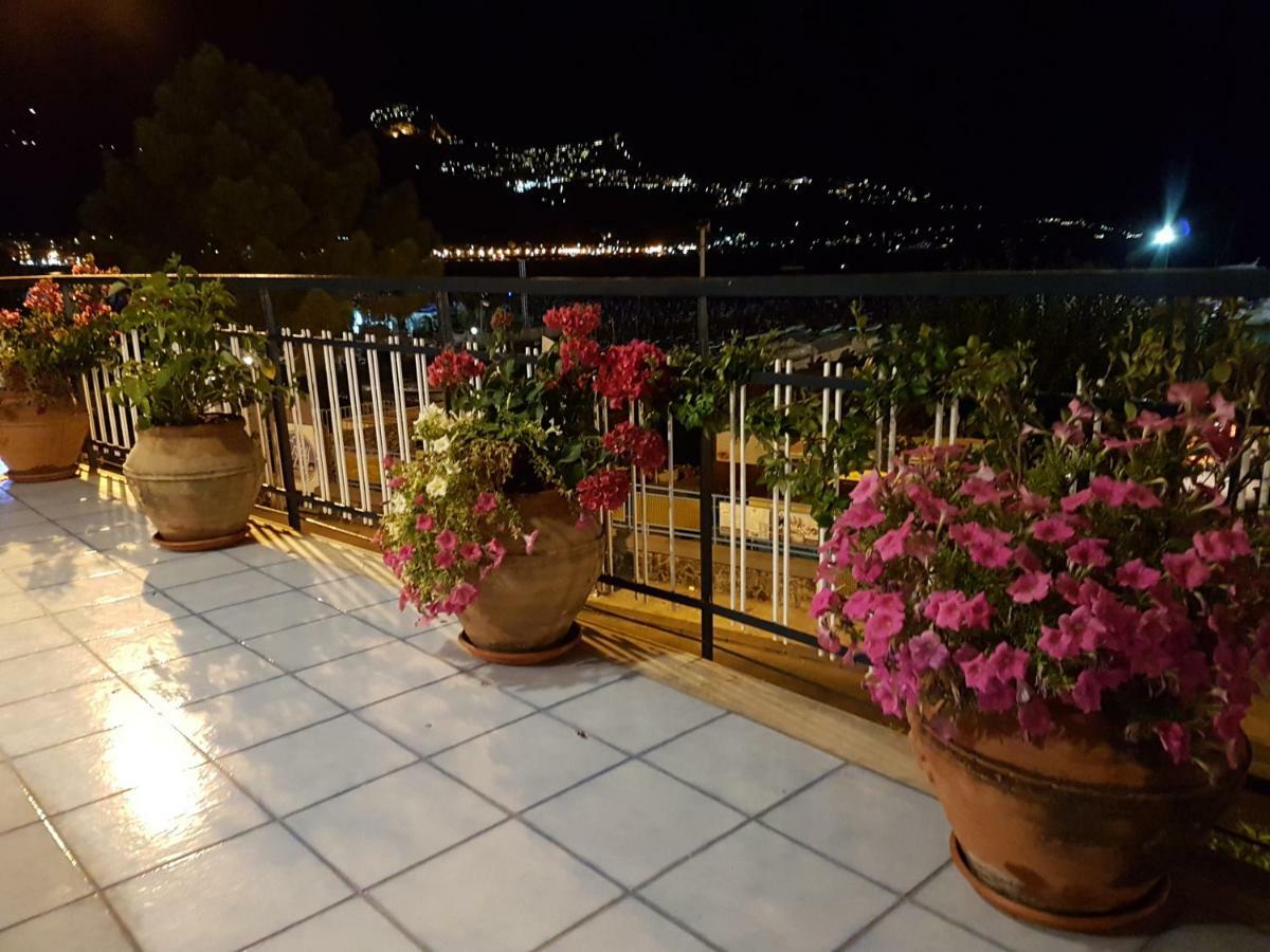Terrazza Sul Mare Apartamento Giardini Naxos Exterior foto